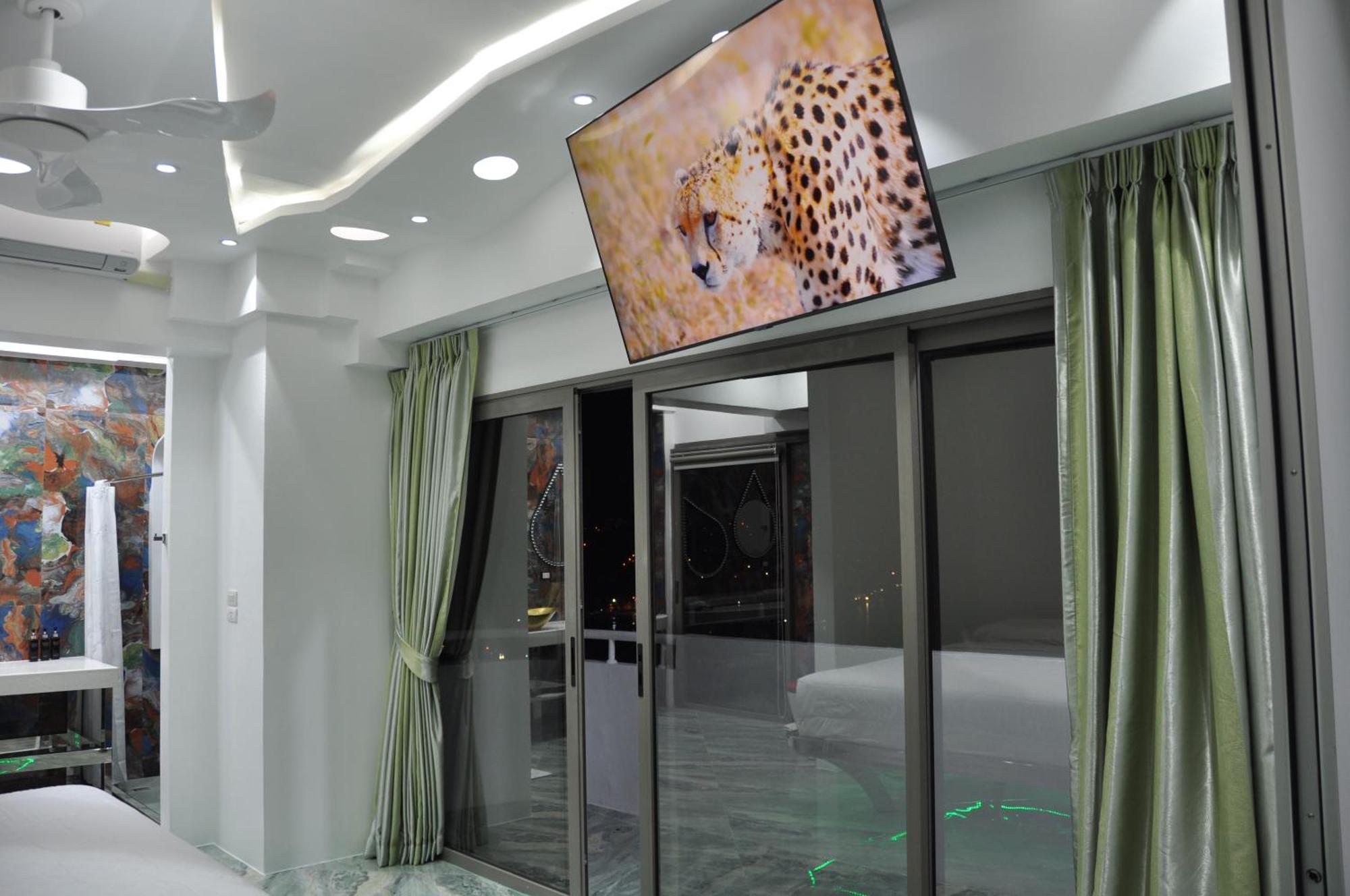 Patong Tower Excellence Pta 2025 Apartment Bagian luar foto